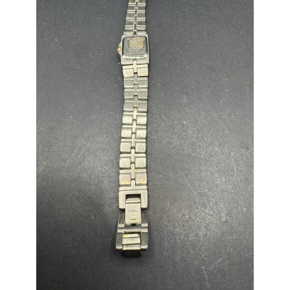 Vintage Elgin Diamond Cut Ladies Quartz Watch Two Tone White Dial ELC135
